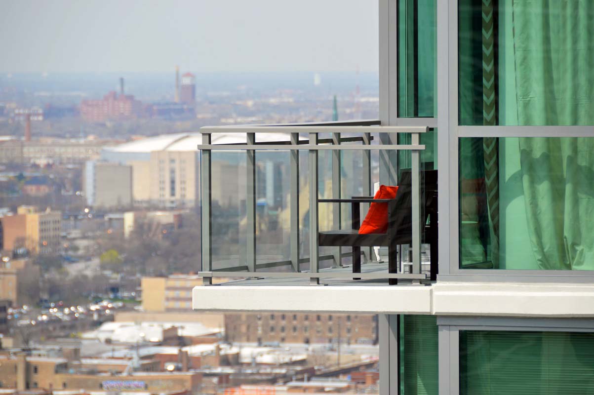 Apartments For Rent In Chicago K2 Home K2 Apartments Chicago Balcony