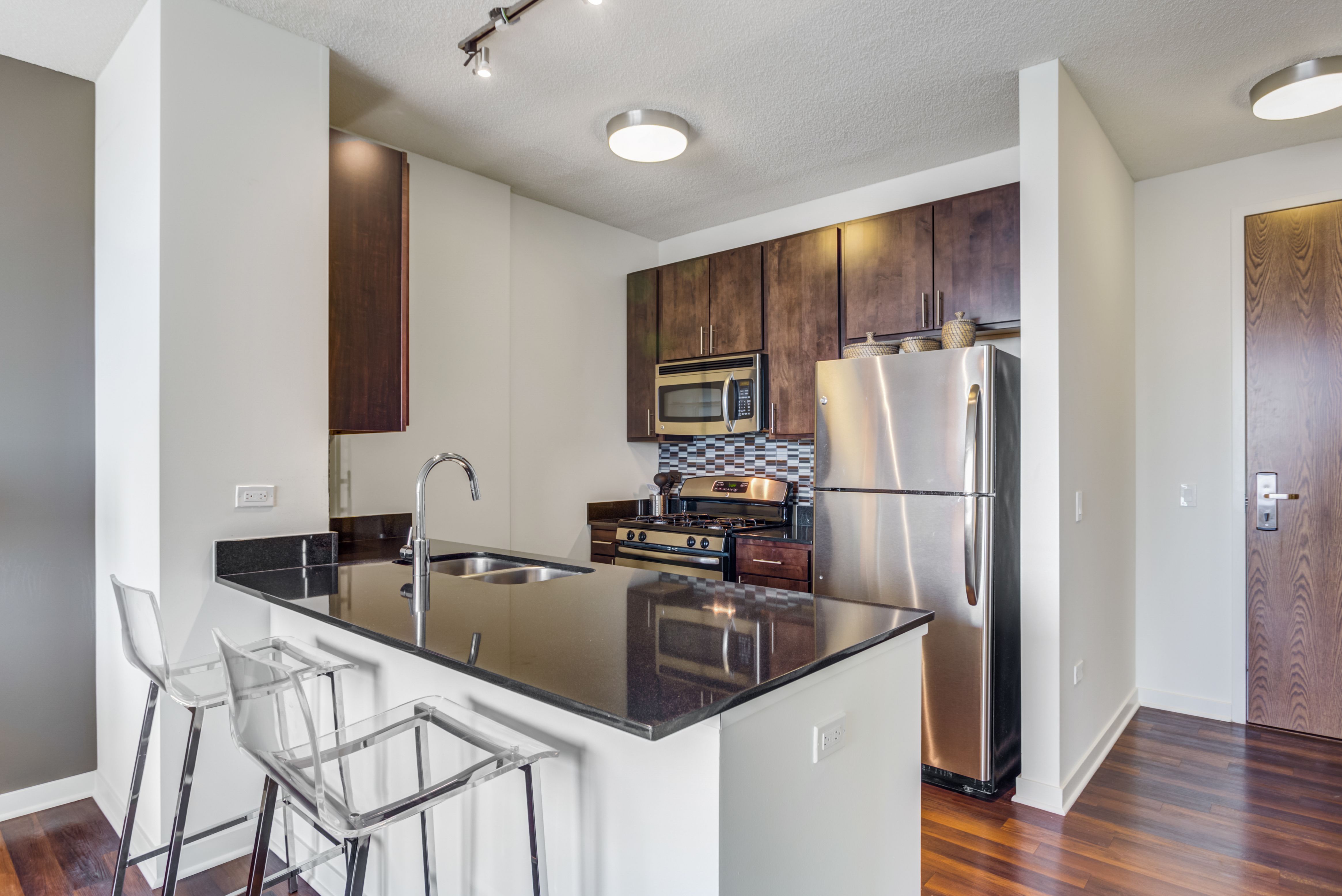 Studio Apartments Chicago K2 Apartments Gallery Photos